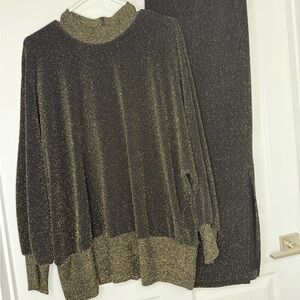 Softwear by Michael Singer Gold & Black Sparkle Knit Sweater & Skirt Set Plus 1X